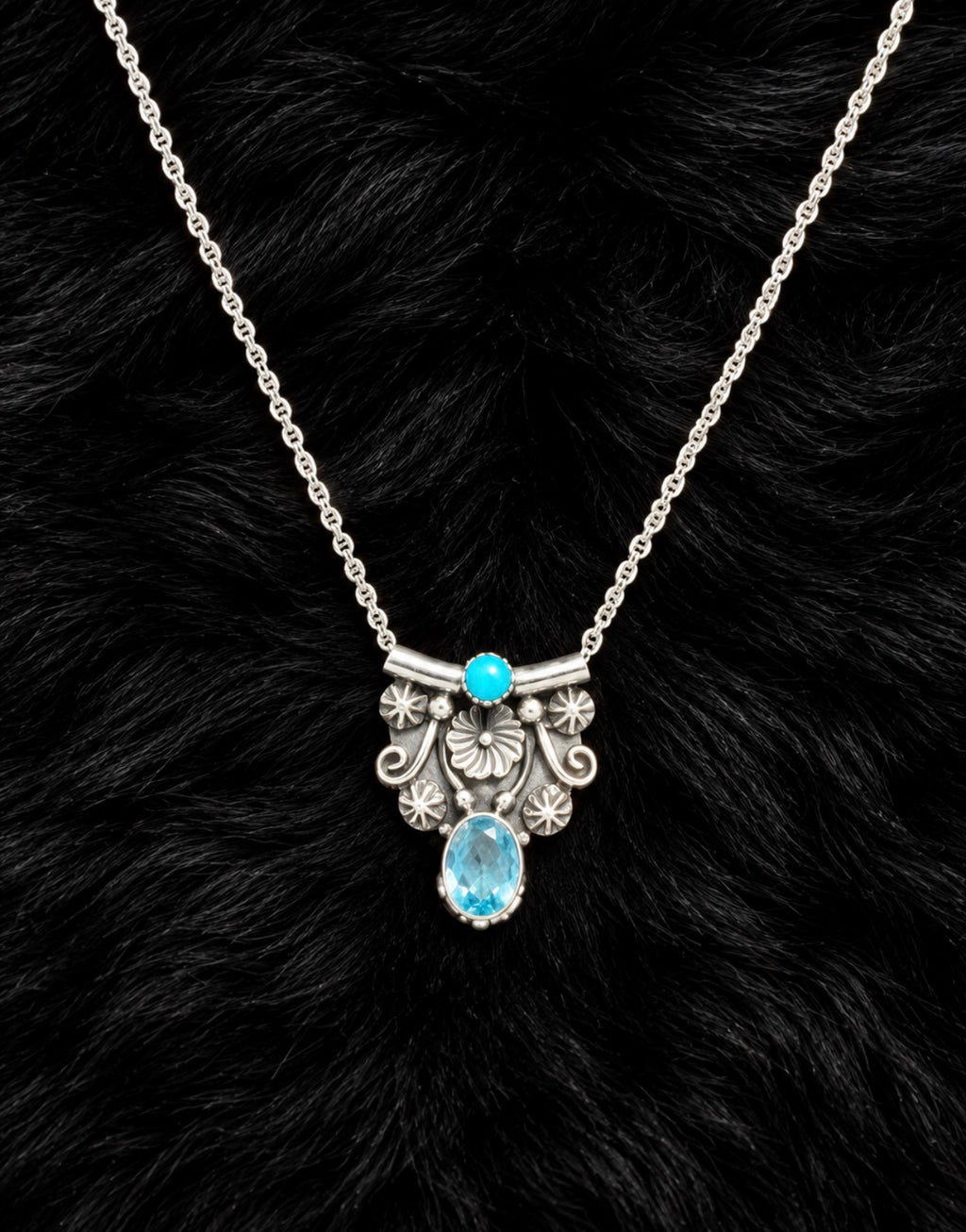 Running Bear necklace